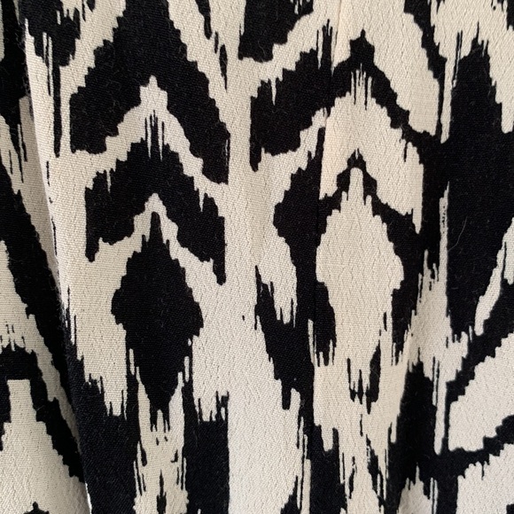 Gap Dress in Size L with black and cream print - Picture 4 of 9